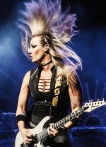  Nita Strauss (10).jpg